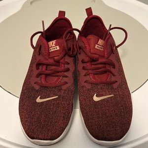 Nike Flex TR9 Sneakers